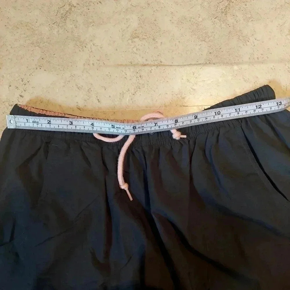 Vintage Nylon Dark gray Adidas Shorts. Size Medium. excellent condition. - Picture 8 of 9